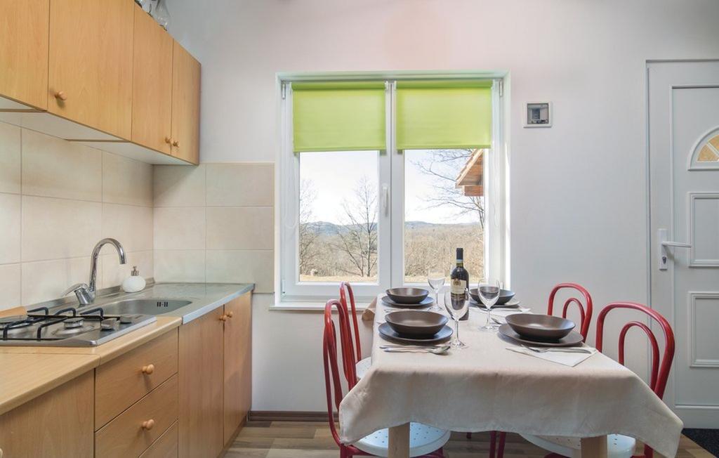 Vacation Home Latini Hum Exterior foto